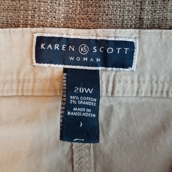 Capris - Picture 3 of 5